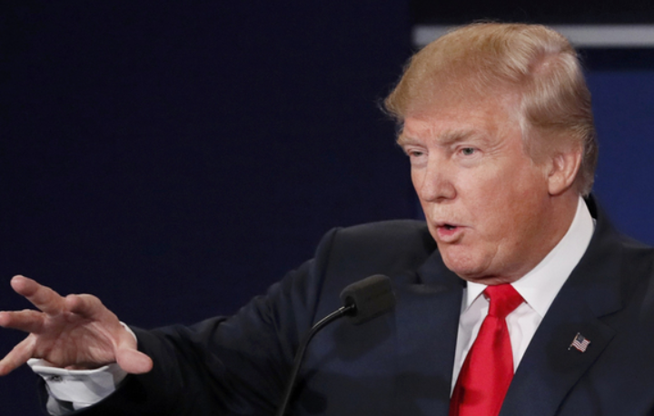 特朗普称将调查洛杉矶野火灾后银行业相关举措