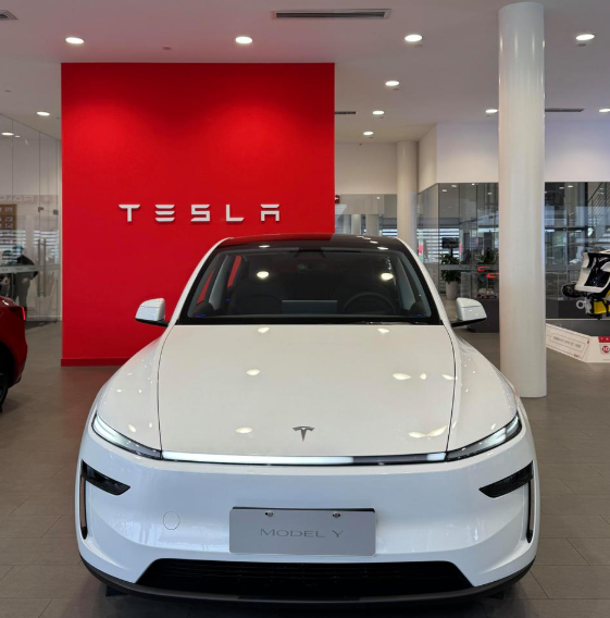 特斯拉在华卖不动了？